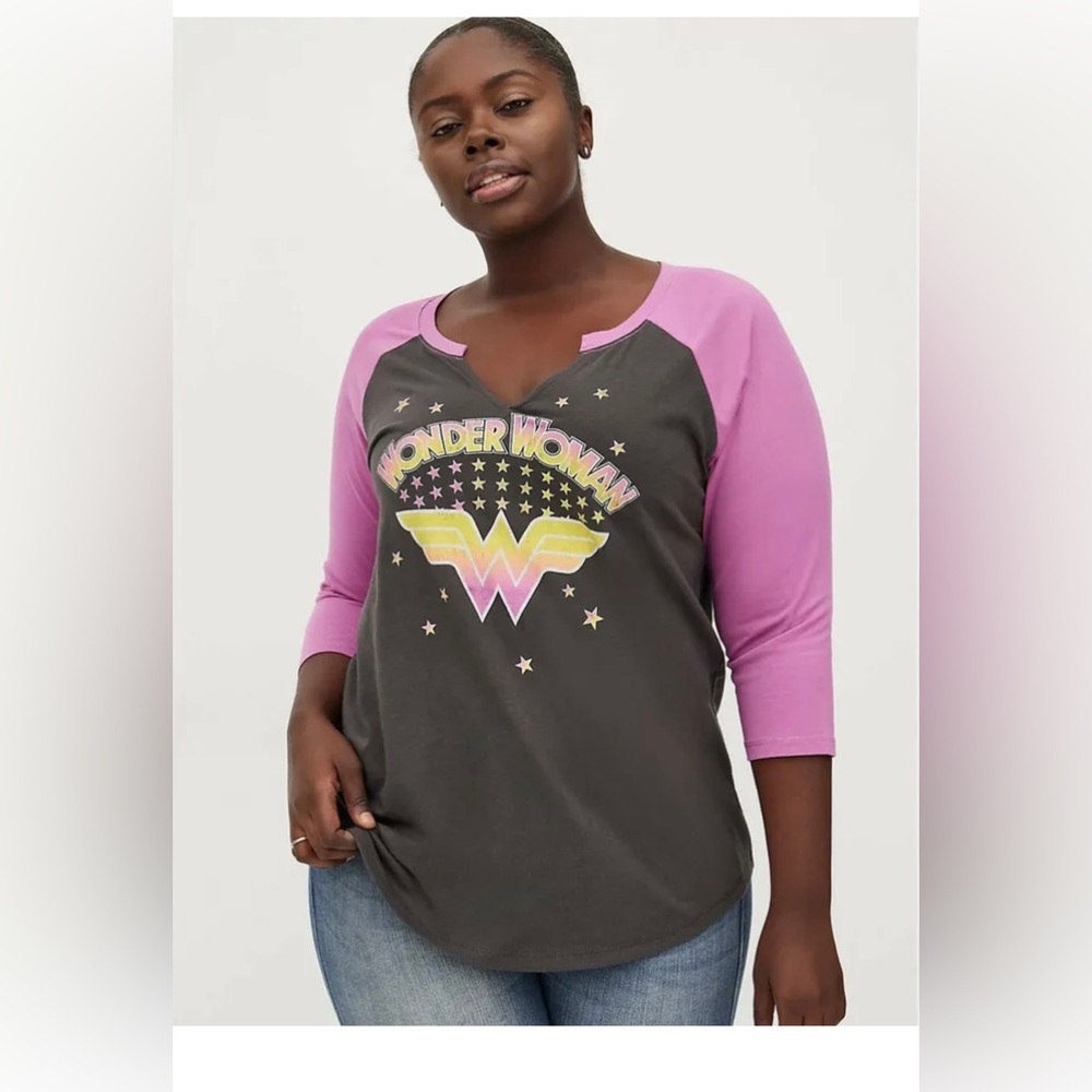 Wonder Woman 3/4 Raglan Sleeve torrid size 1 Guc
